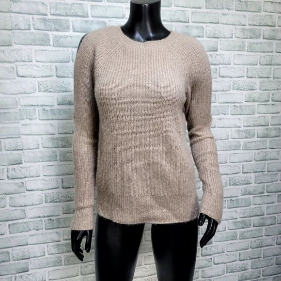 Neiman Marcus Womens S Beige Cashmere Cold Shoulder Ribbed Knit Sweater - Picture 2 of 8